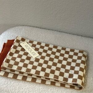 Roolee Tan and Cream Checkered Scarf NWT